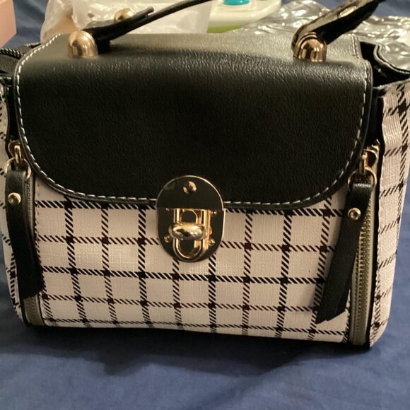 Neiman Marcus Plaid Twist Lock Black Bear Purse - Picture 3 of 7
